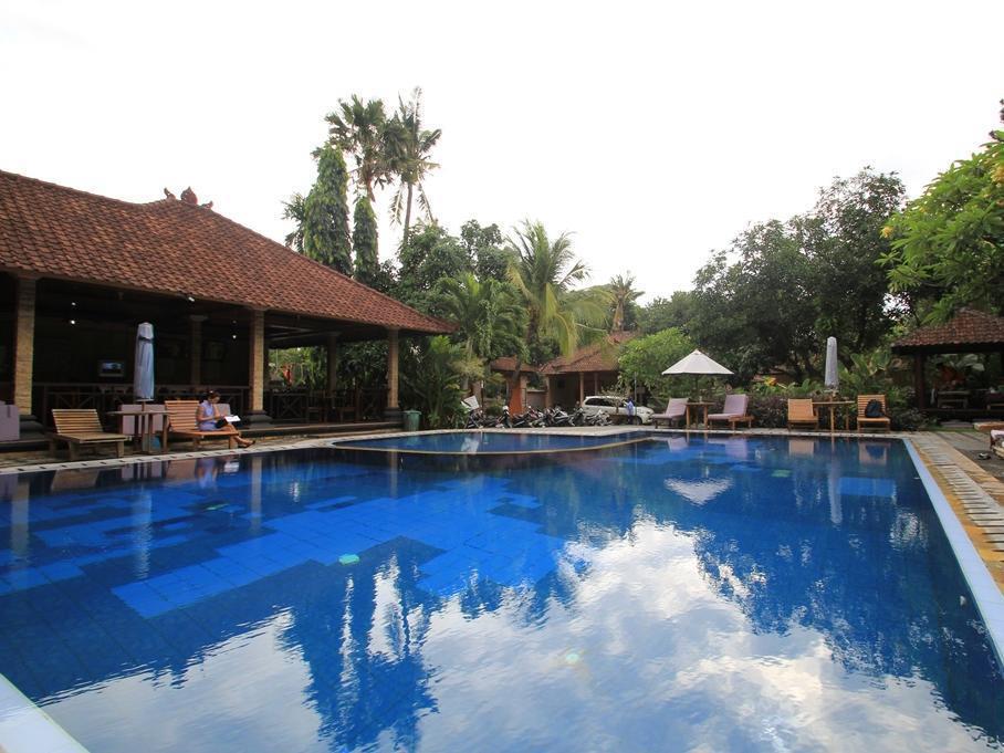 Hotel Lusa At Kuta Beach Экстерьер фото